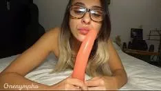 Ea Vrea Sa Se Masturbeze Cu Aceasta Jucarie Sexuala