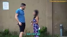 Agatata in public si dusa acasa pentru o partida de dragoste