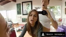 Limbi Xxx O Filmeaza Cand O Trage Pe La Spate