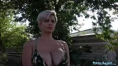 Mama Blonda Ii Seduce Rapid Pe Fiul Ei Sa O Futa Adanc